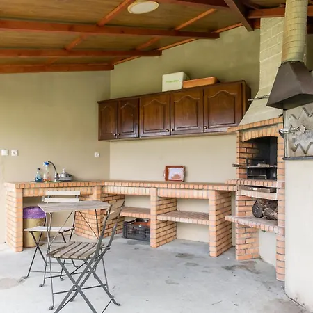 Apartmán Casa De Ferias Quintinha De Mirao